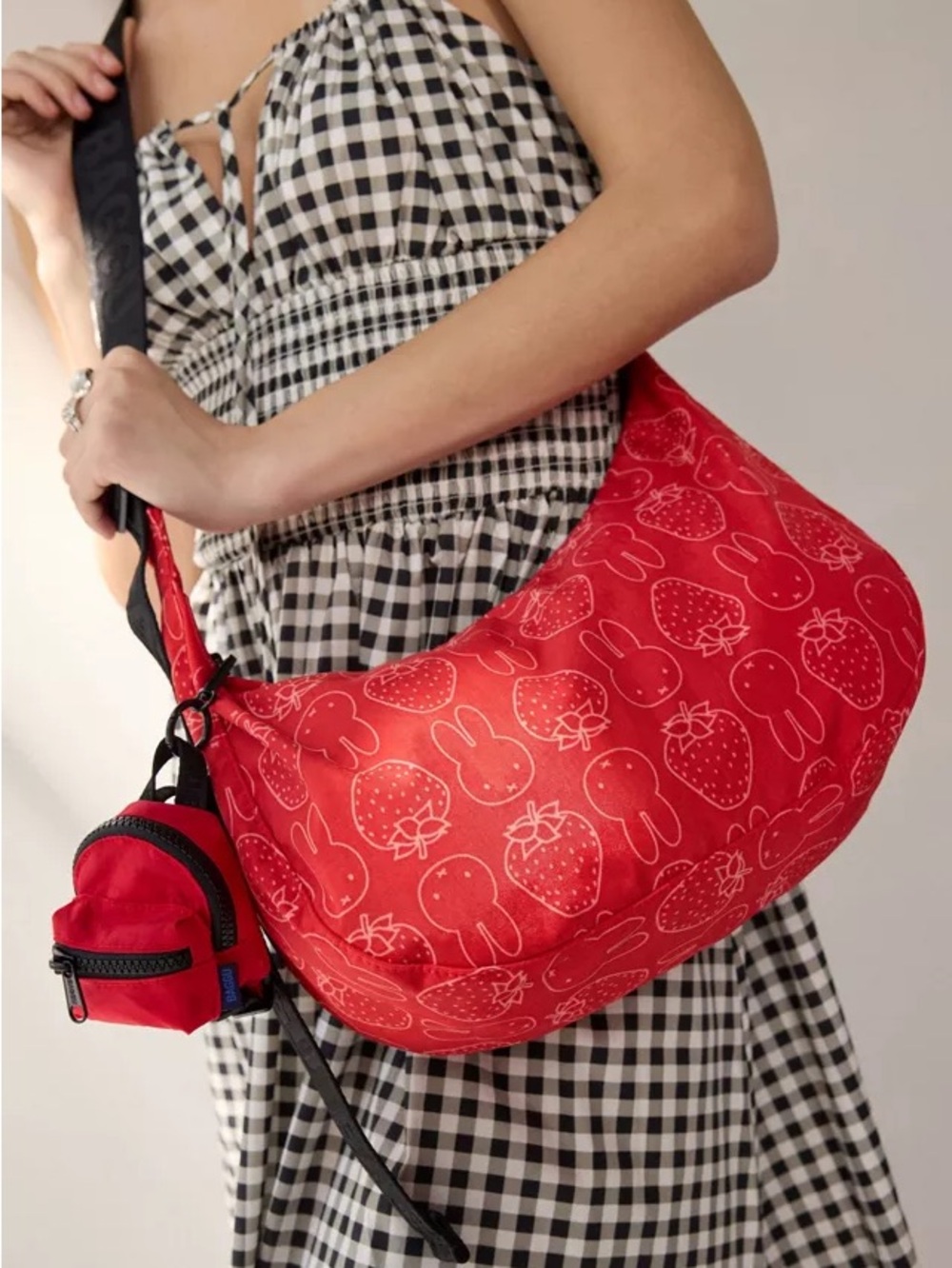 NWT BAGGU x Urban Outfitters Miffy Medium Crescent